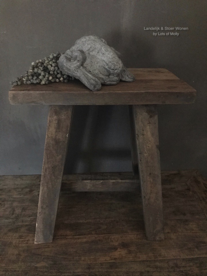 Aura's bankje/krukje hout van Aura Peeperkorn