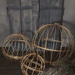 Set van 3 goudkleurige ijzeren ballen