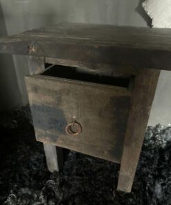 Nachtkastje old farm aura peeperkorn 1 03