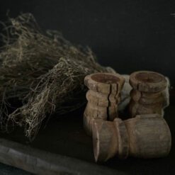 Oud Houten Kandelaar Aura Peeperkorn 01