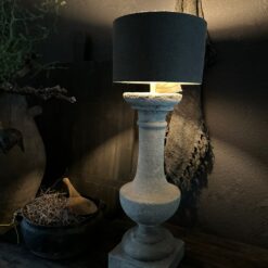 Tafellamp Beton Aura Peeperkorn 01