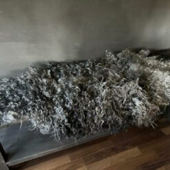 Gottland krullen gevilte schapenvacht 02