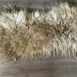 Gevilte schapenvacht blond – drents heideschaap 06