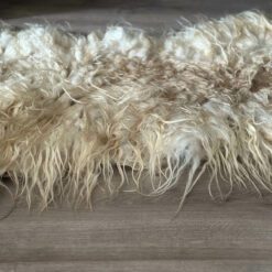 Gevilte schapenvacht blond – drents heideschaap 07