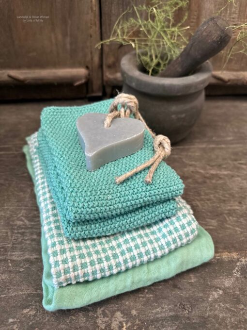 Home society keukenset licht groen 01