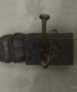 Kapstok oud hout 2 haken 04