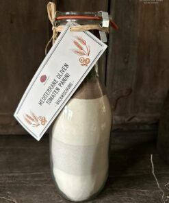 Mediterrane panini mix met olijven en tomaat 03