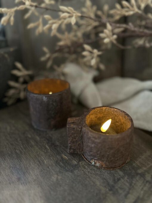 Oud potjes ijzer 03