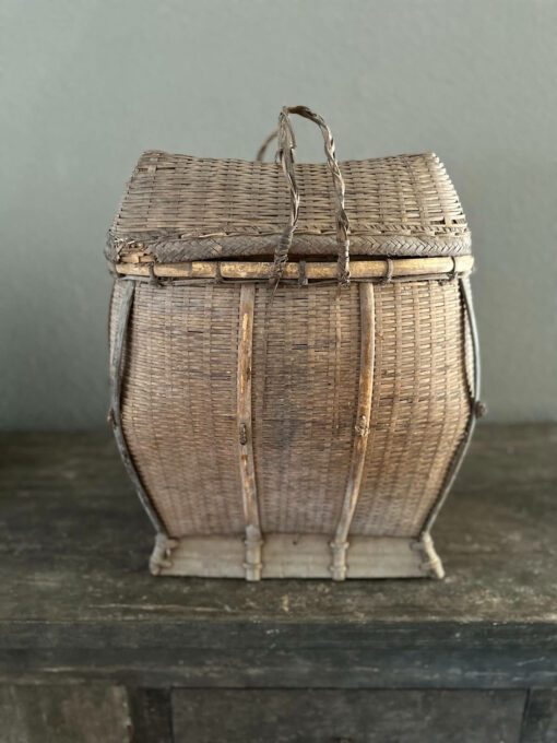 Antieke chinese mand 01