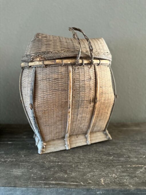 Antieke chinese mand 02