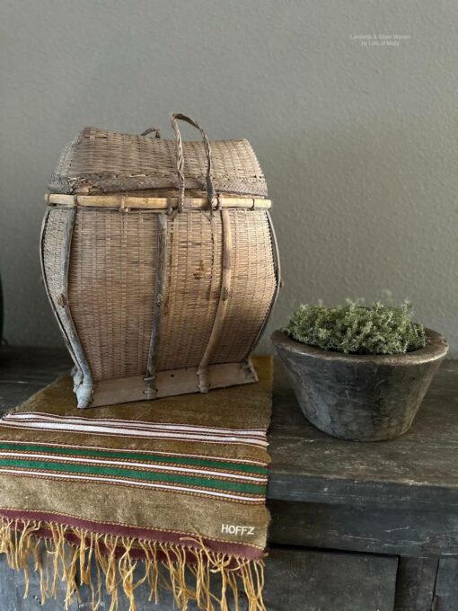 Antieke chinese mand 10