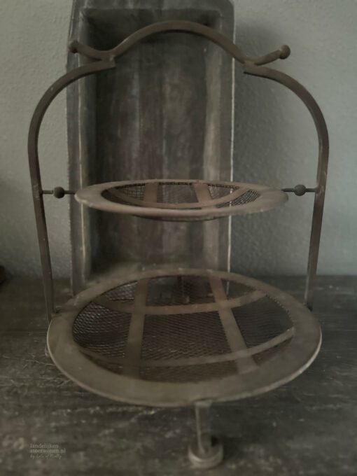 Metalen etagere 01