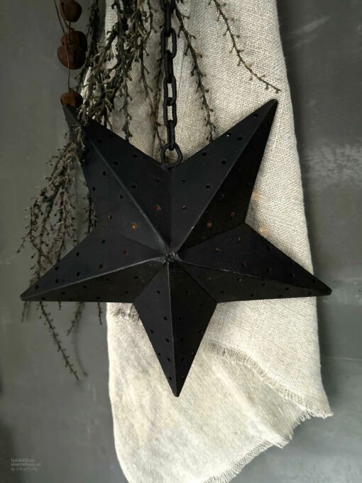 Metalen ster kushi hangend 01