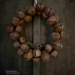 Krans van roestbelletjes 02