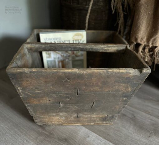 Oude houten rijstbak 05