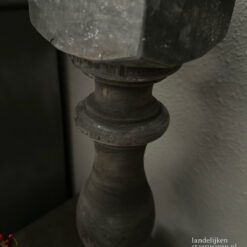 Baluster riley luksa 2 03