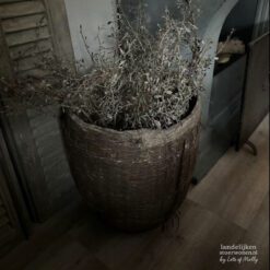 Authentieke oude leemmand Aura Peeperkorn