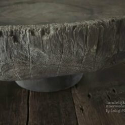 Unieke Houten Schaal op Voet