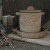 Stenen Pot met Schaal
