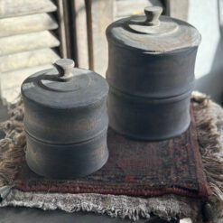 Vergrijsde Houten Potje