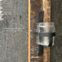 Houten wandkandelaar glazen windlicht