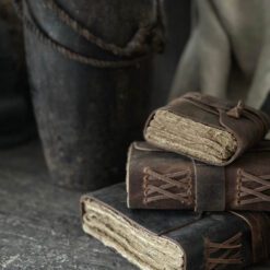 Oude Houten Nepalese Kruik van Hoffz