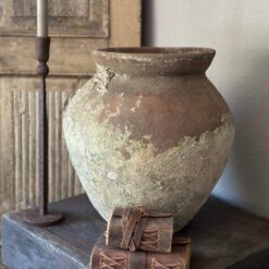 Oude Stenen Waterpot small 1