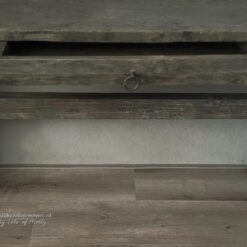 Sidetable X poot Hoffz