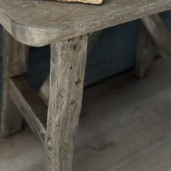 Old Farm Bank Aura Peeperkorn