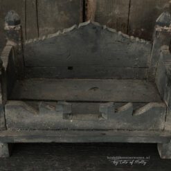 Oude authentieke houten tempel bajot Hoffz