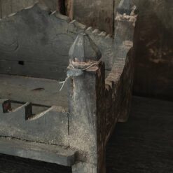 Oude authentieke houten tempel bajot Hoffz