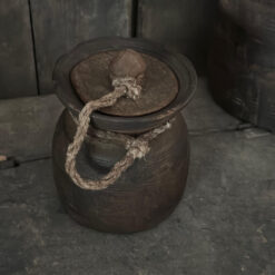 Set van 2 Oud houten Kruikjes
