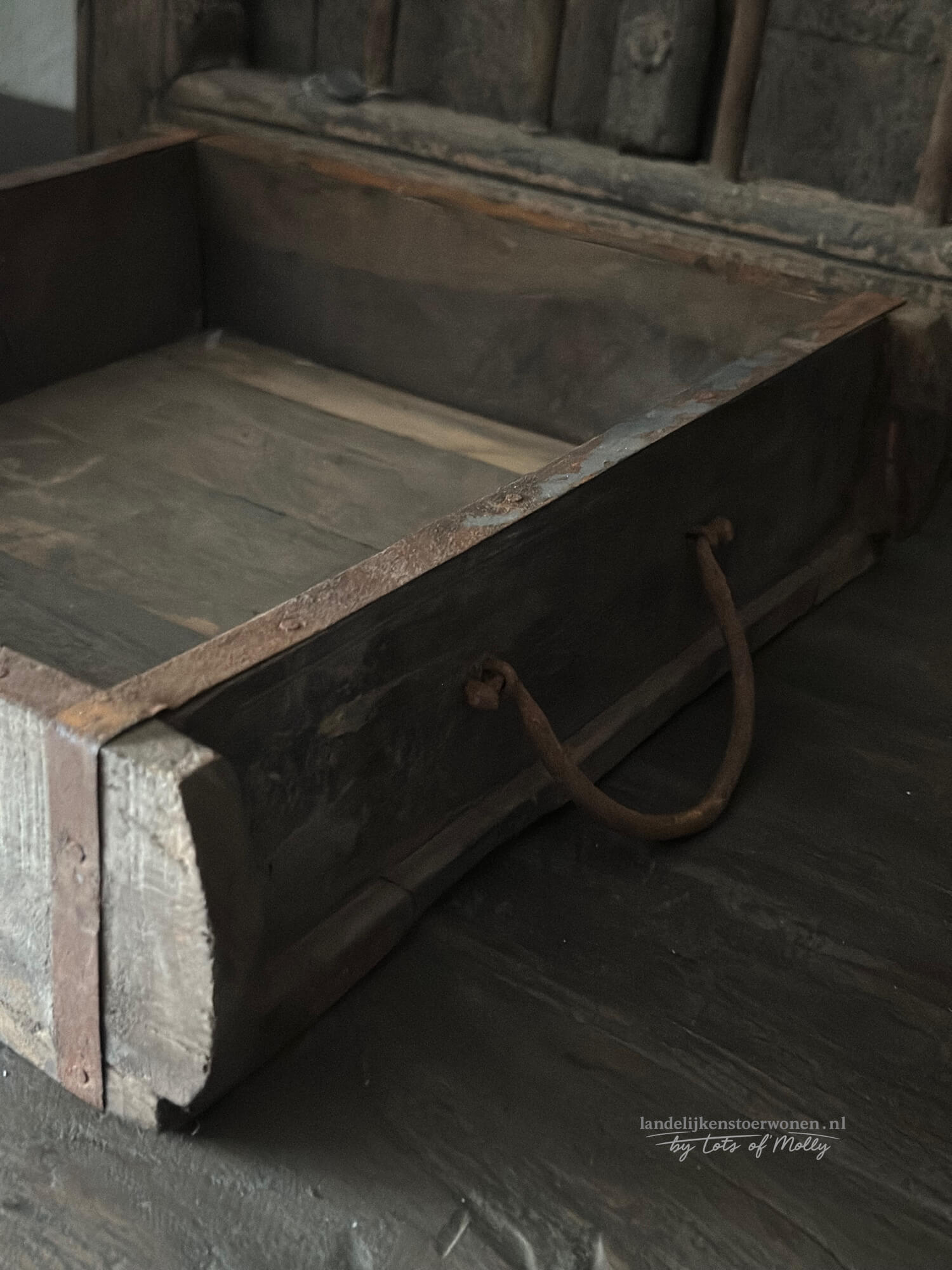 Houten bakstenen mal ijzer