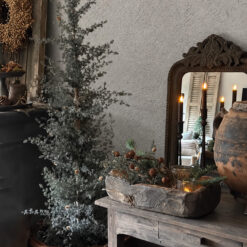 Kunst Kerstboom in Pot met Dennenappeltjes