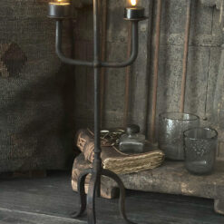 Stoere Metalen Kandelaar