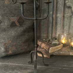 Stoere Metalen Kandelaar